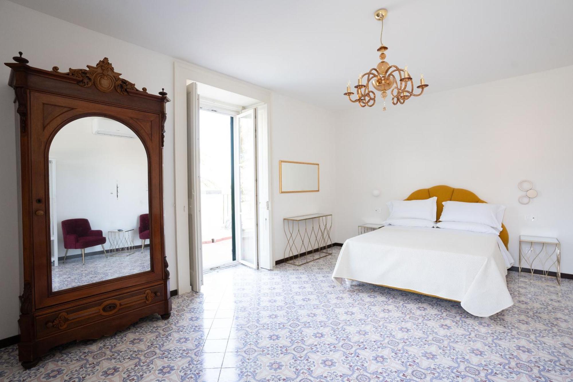 Casa Enzina Hotel Sorrento Exterior photo